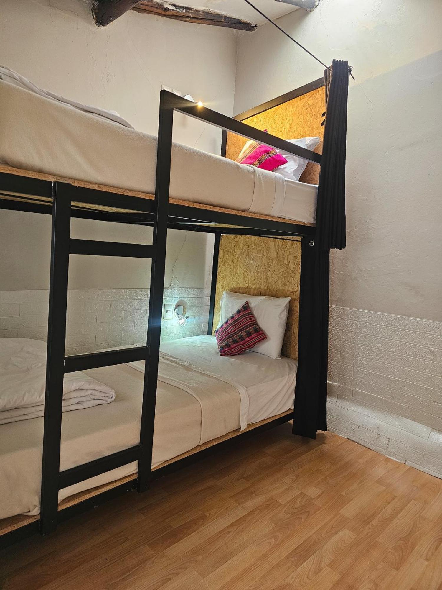 Xplora Hostel Куско Екстер'єр фото